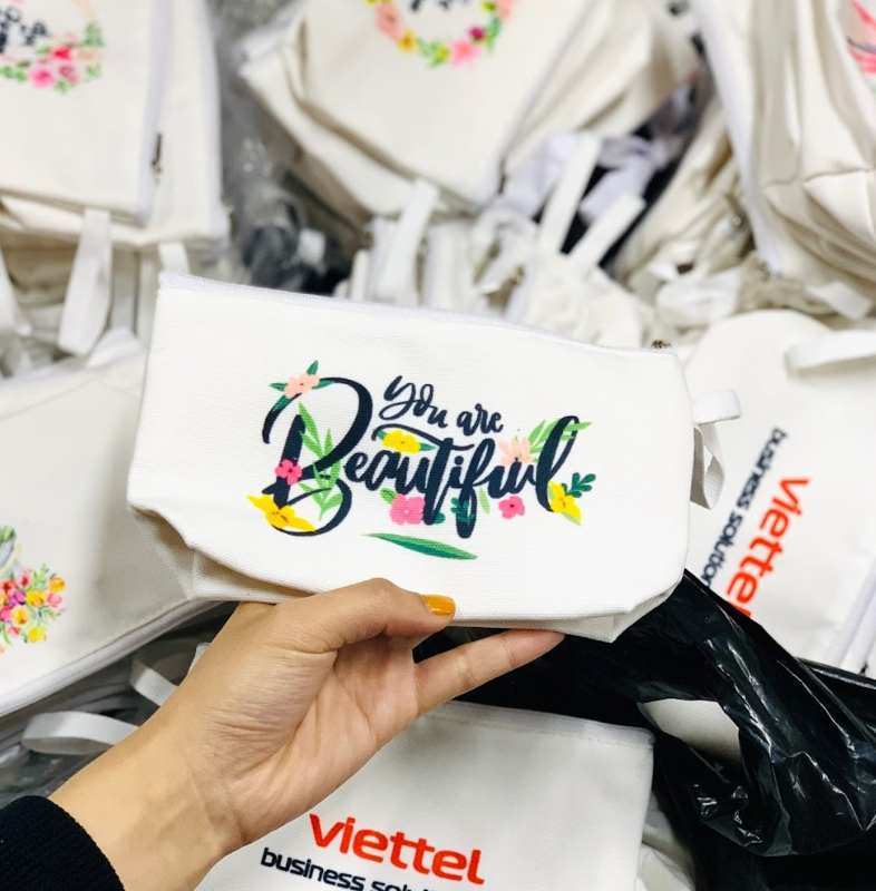 Mini canvas wallet